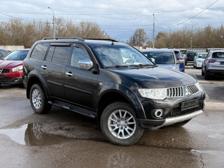 Mitsubishi Pajero sport